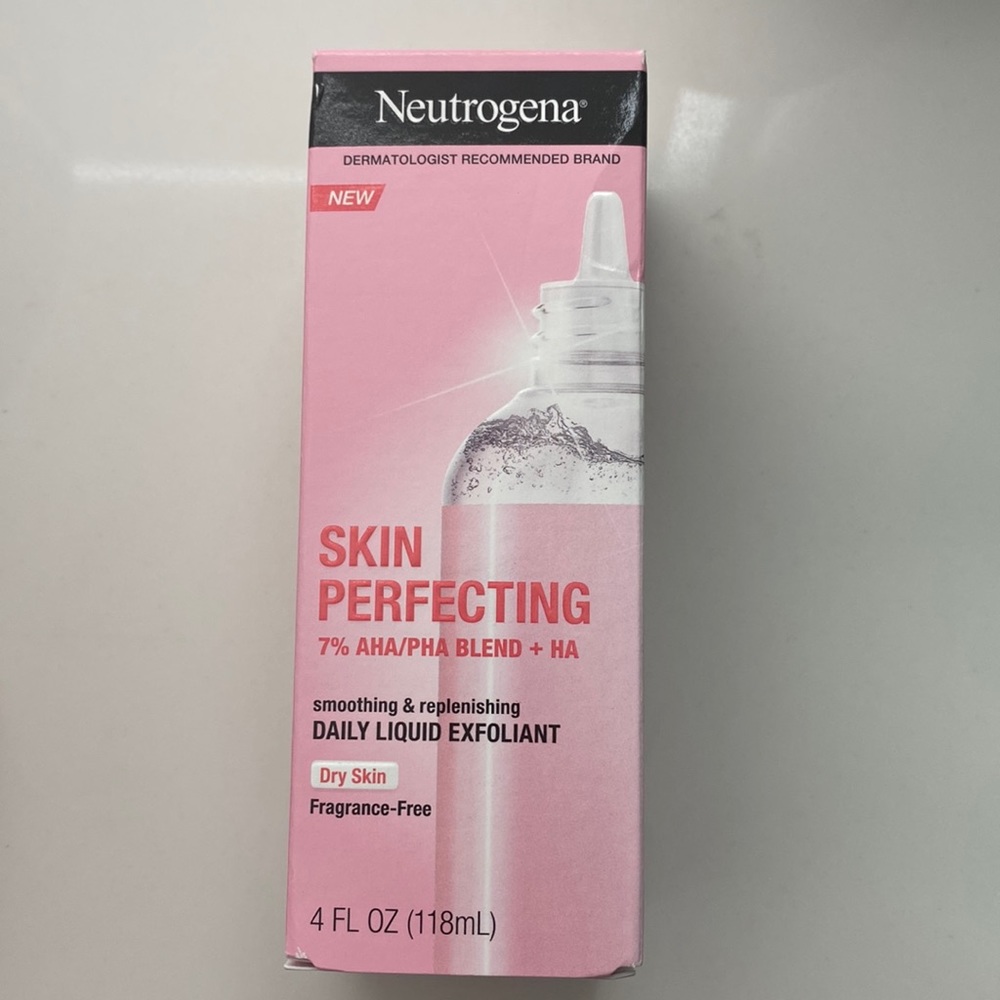 Neutrogena Skin Perfecting Dry Skin Liquid Face Exfoliant, 4 fl. oz